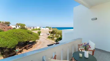 Tselios Apartments & Studios