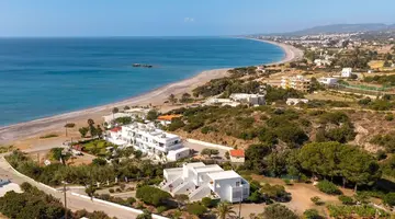 Tselios Apartments & Studios