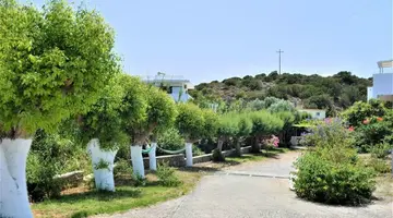 Tselios Apartments & Studios