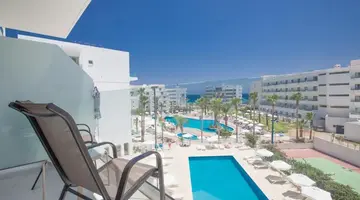 Tsokkos Beach Hotel