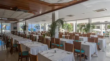 Tsokkos Beach Hotel