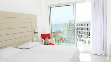 Tsokkos Beach Hotel
