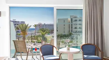 Tsokkos Beach Hotel