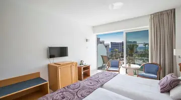Tsokkos Beach Hotel