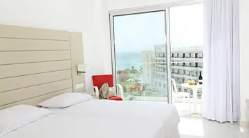 Tsokkos Beach Hotel
