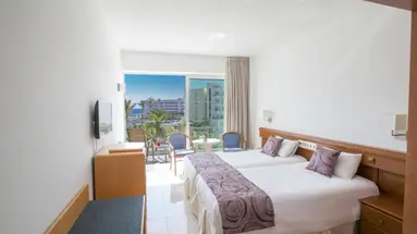 Tsokkos Beach Hotel