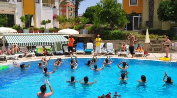 TU CASA GELIDONYA HOTEL