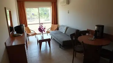 Tuntaş Family Suites Kuşadası