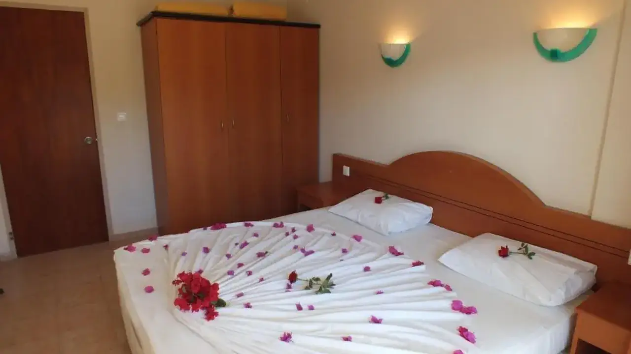Tuntas Family Suites Kusadasi