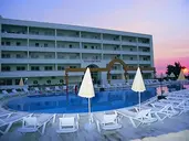 Tuntas Family Suites Kusadasi