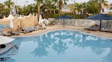 Turquoise Beach Hotel