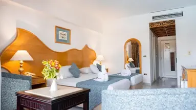 TURQUOISE BEACH HOTEL