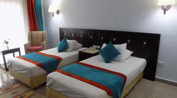 TURQUOISE BEACH HOTEL