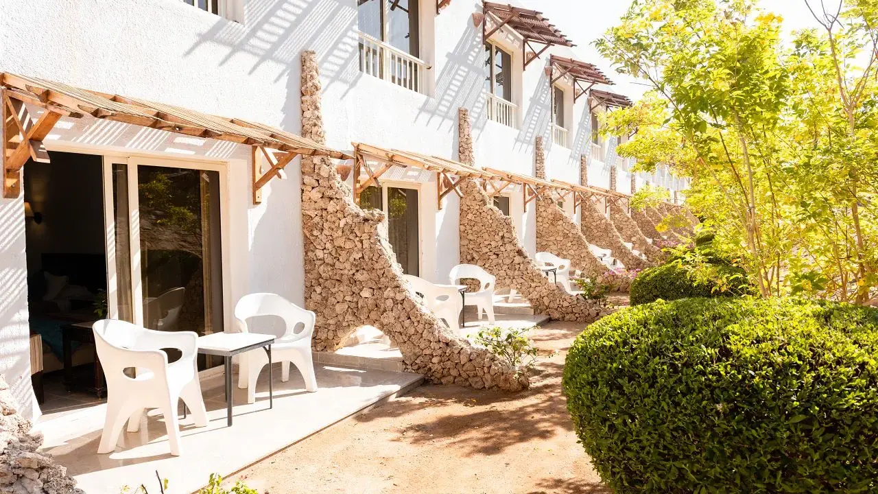 Turquoise Beach Hotel