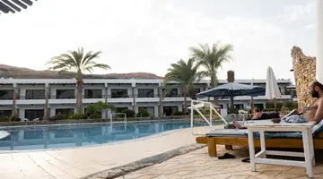 Turquoise Beach Hotel