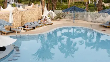 Turquoise Beach Hotel