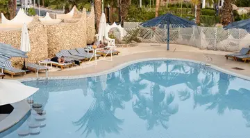 Turquoise Beach Hotel