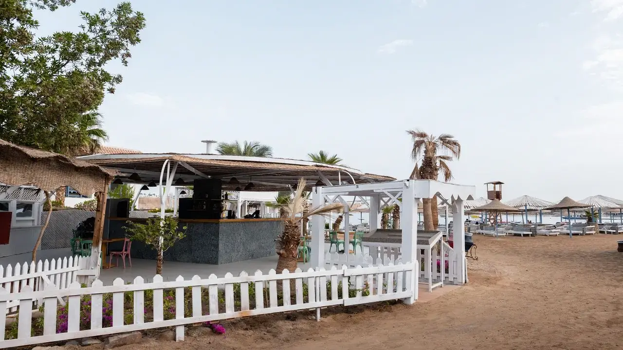 Turquoise Beach Hotel