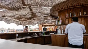 Turquoise Beach Hotel