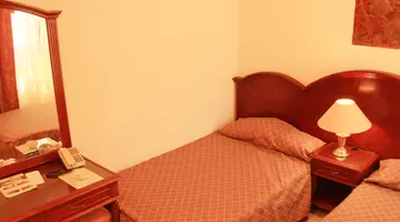 TURQUOISE BEACH HOTEL