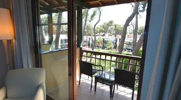 TURQUOISE HOTEL