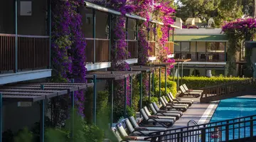 TURQUOISE HOTEL