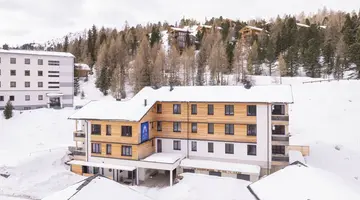 Turrach Suites 410 by ALP