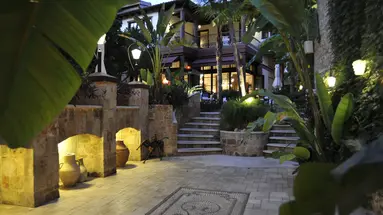 TUVANA HOTEL OLD TOWN