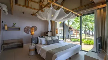 Twin Lotus Resort & Spa