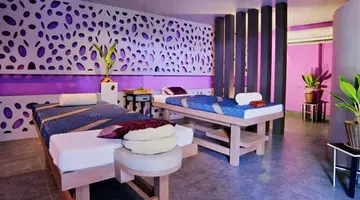 Twin Lotus Resort & Spa