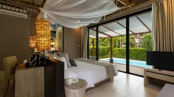 Twin Lotus Resort & Spa