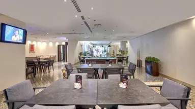 Two Seasons Hotel & Apartments