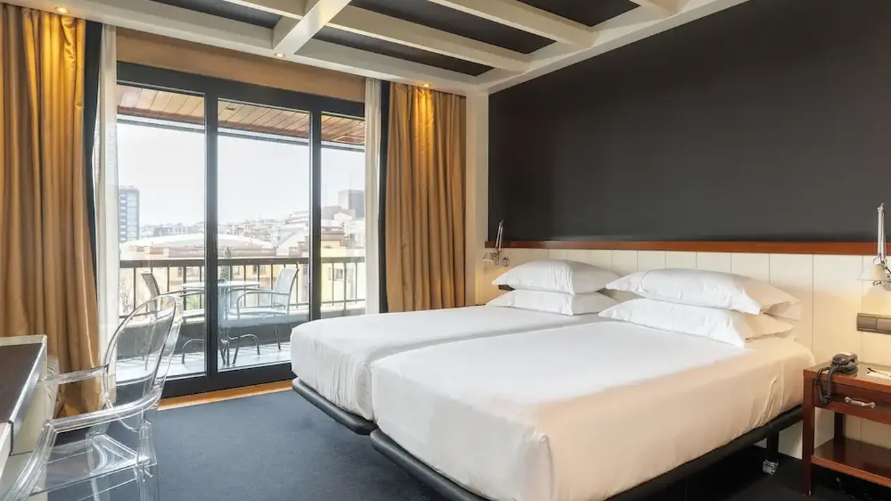 U232 Hotel
