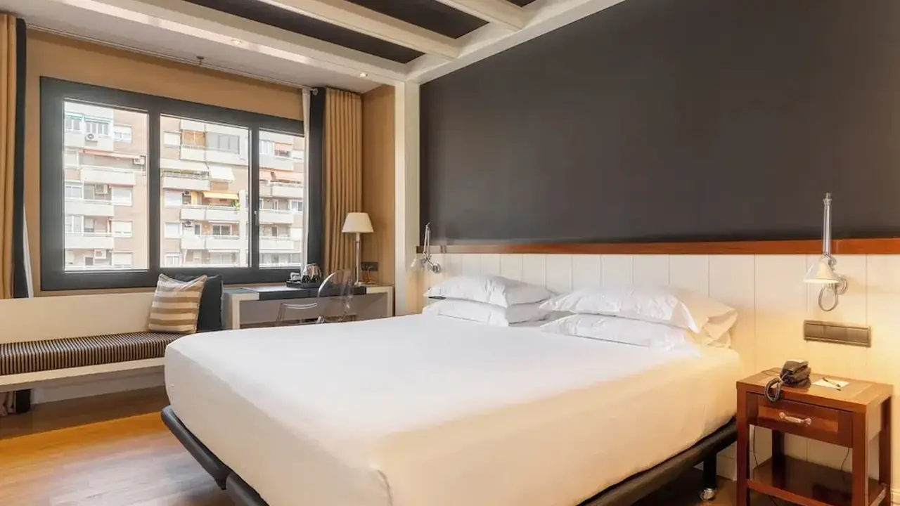 U232 Hotel