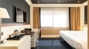 U232 Hotel