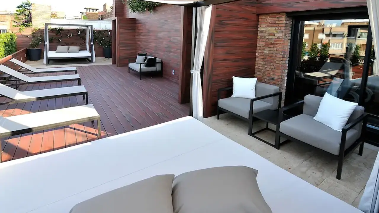 U232 Hotel