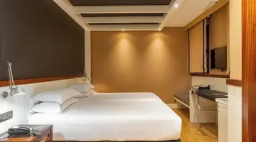 U232 Hotel
