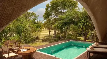 Uga Chena Huts 5