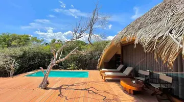 Uga Chena Huts 5