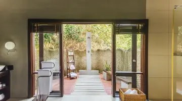 Uga Jungle Beach