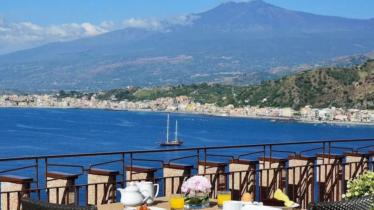 UNA HOTELS CAPOTAORMINA