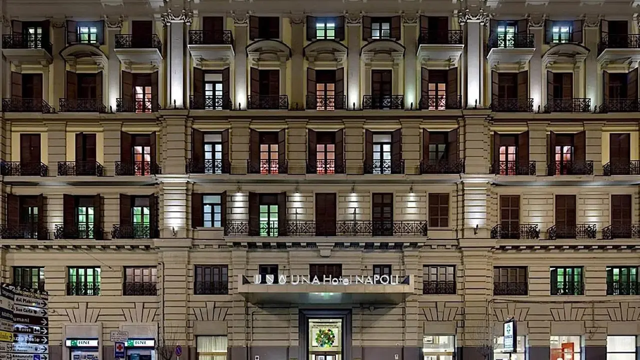 UNA HOTELS Napoli