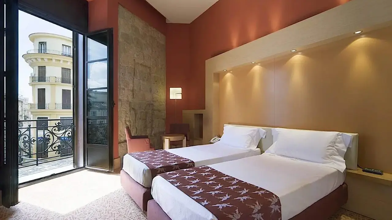 UNA HOTELS Napoli