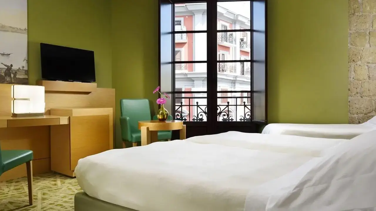 UNA HOTELS Napoli