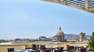 UNA HOTELS Napoli