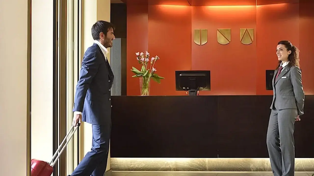 UNA HOTELS Napoli