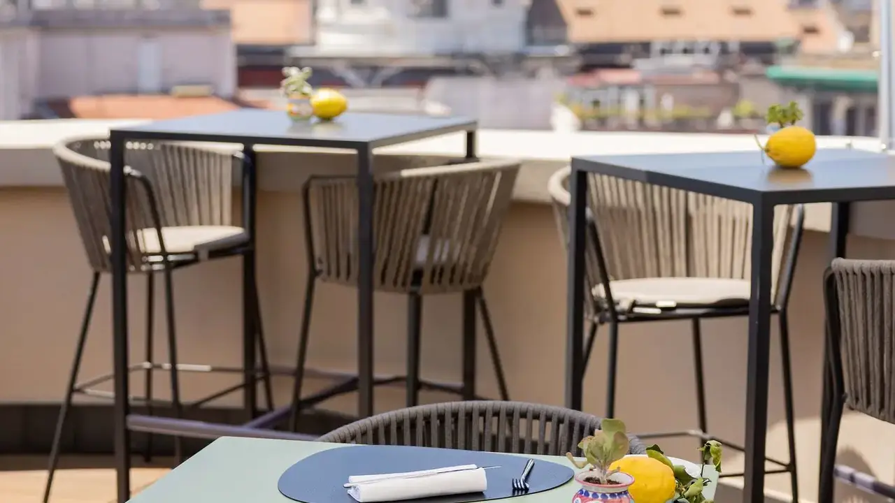 UNA HOTELS Napoli