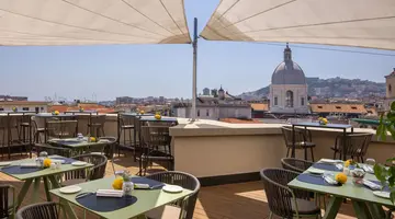 UNA HOTELS Napoli
