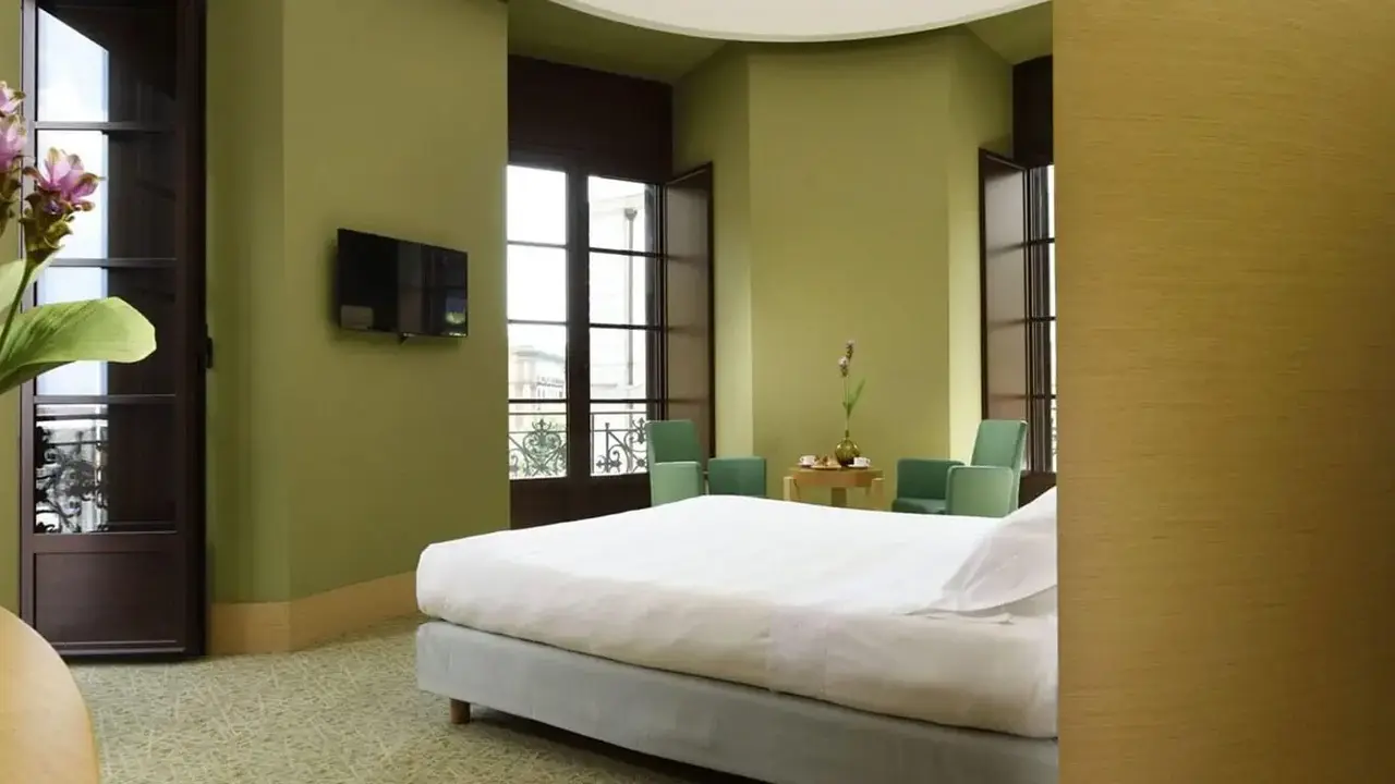UNA HOTELS Napoli