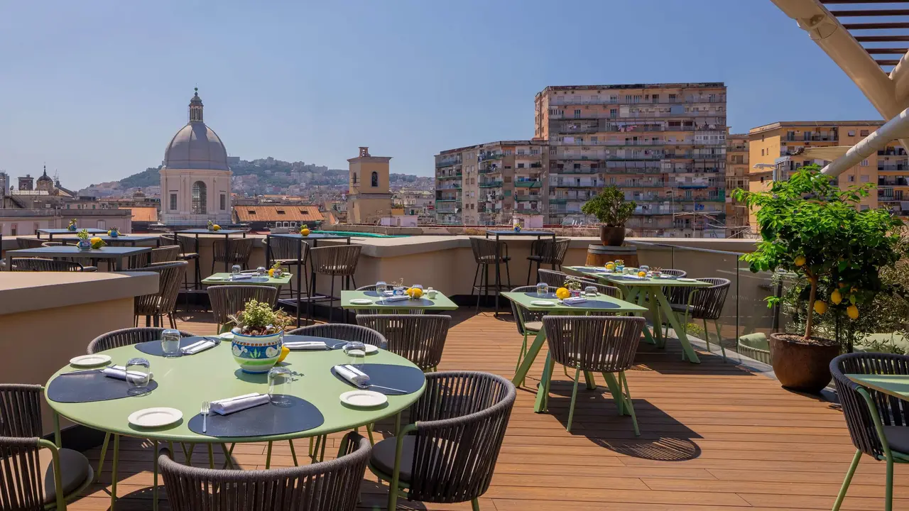UNA HOTELS Napoli